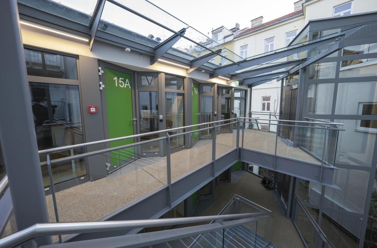 Smart Nano Living - Wien Hauptbahnhof - Self Check-In Exterior foto