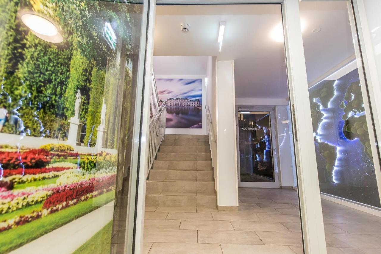 Smart Nano Living - Wien Hauptbahnhof - Self Check-In Exterior foto